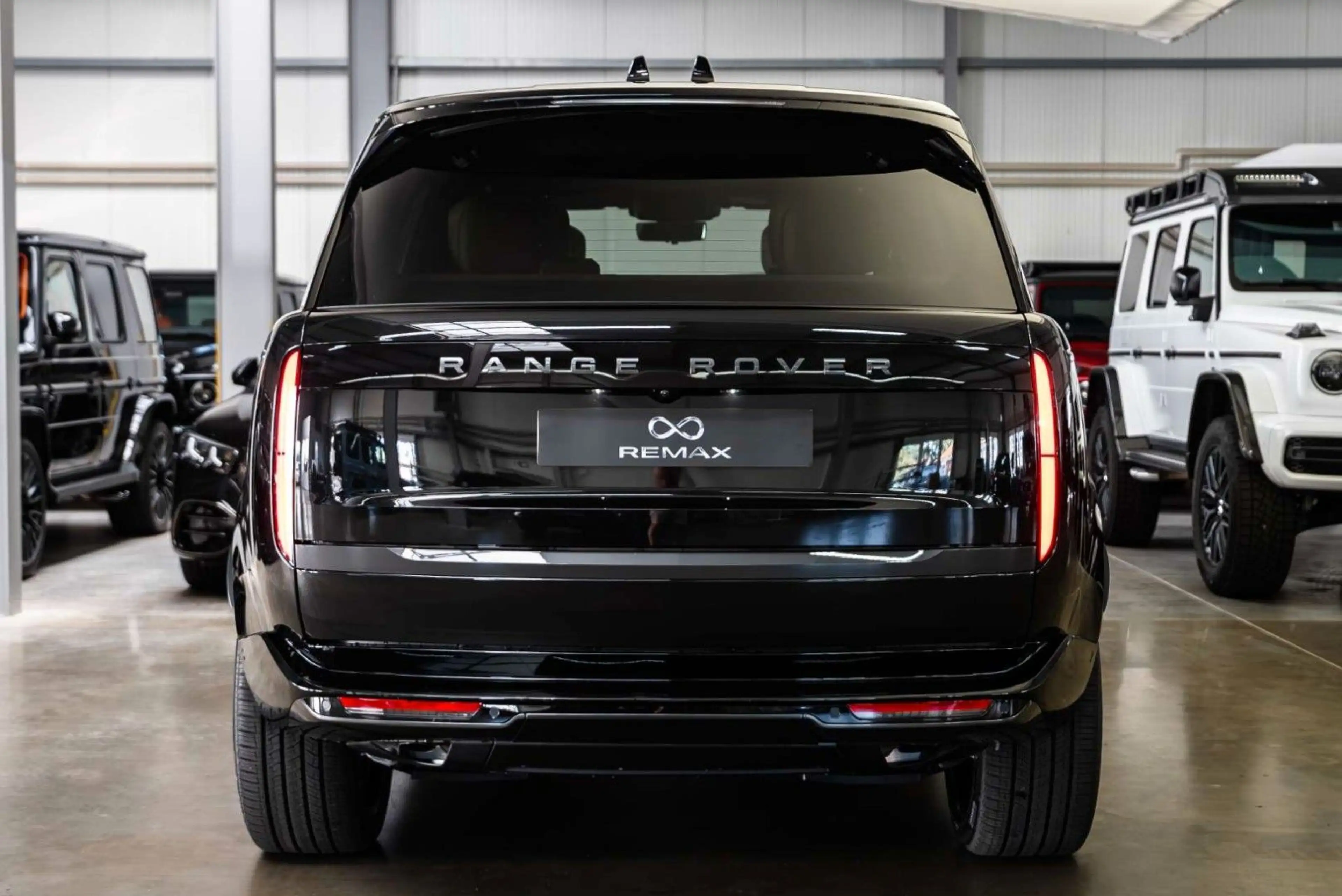 Land Rover Range Rover P540 LWB Autobiography / New MY 2027 — photo 10