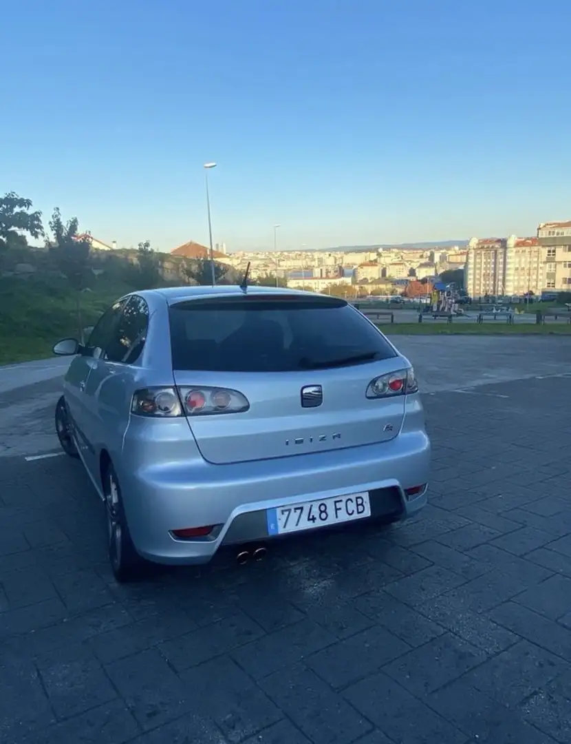SEAT Ibiza 1.9 TDi FR 130 - 2