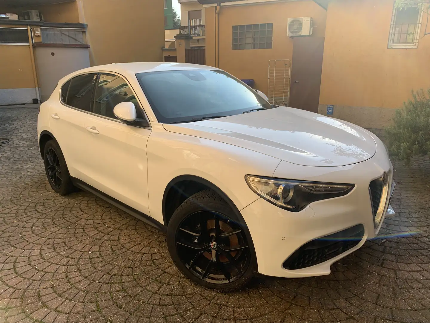 Alfa Romeo Stelvio 2.0 t First Edition Q4 280cv auto - 2