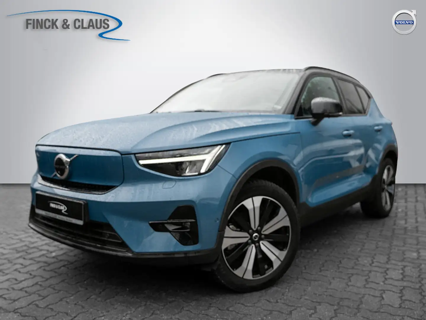 Volvo XC40 Recharge Ultimate Blau - 1