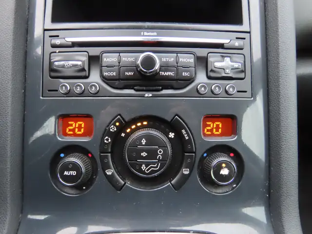 Peugeot 5008 view 12