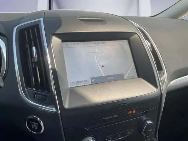 Ford Galaxy view 14