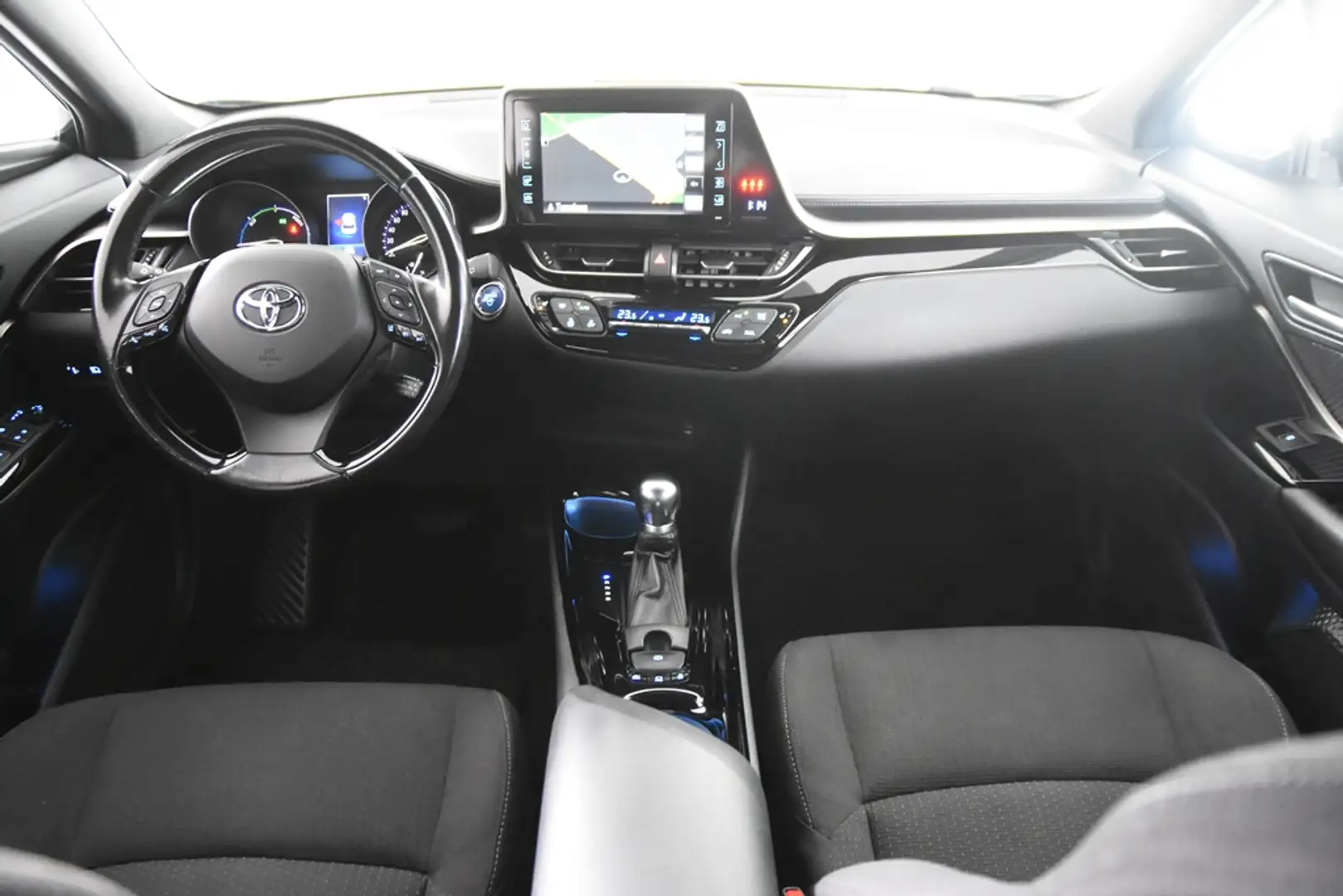 Toyota C-HR 1.8 Hybrid Dynamic *Navigatie*Stoelverwarming* Zwart - 2