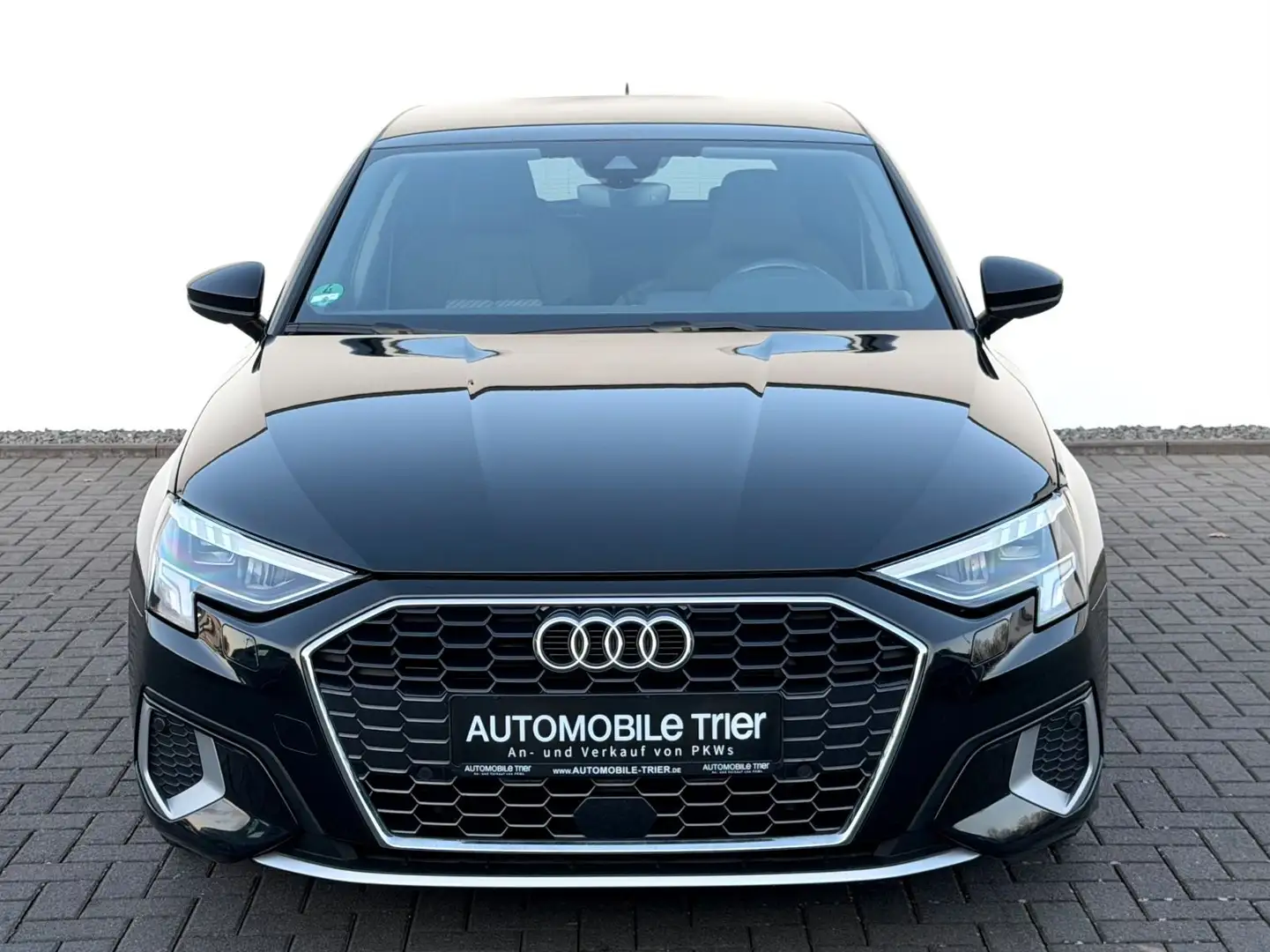 Audi A3 Sportback 40 TFSI e sport /LED/ACC/1.HAND/ Zwart - 2