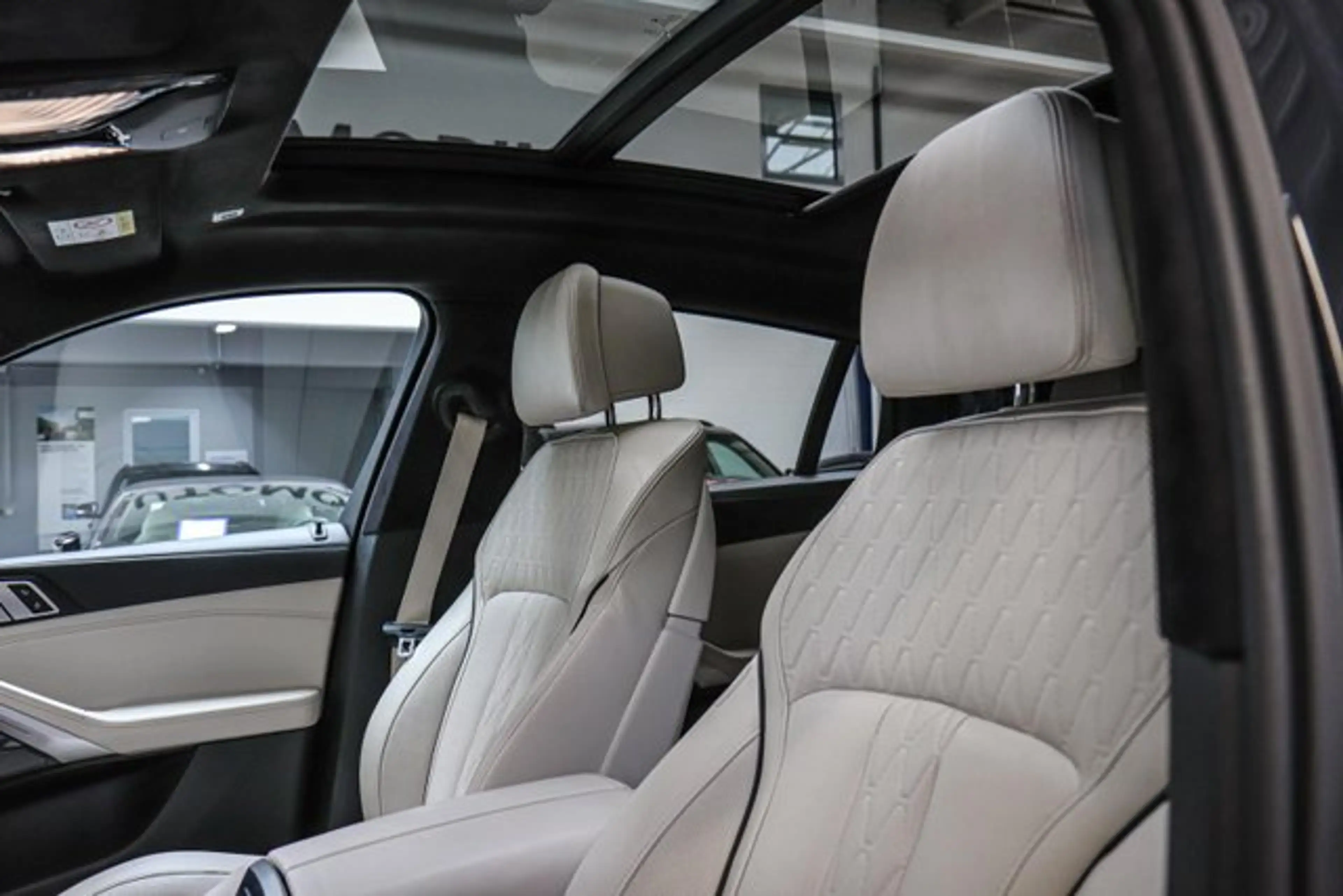 BMW X6 xDrive 40i Sport-Aut.///M SPORT/HARMAN/KAMERA/ — photo 10