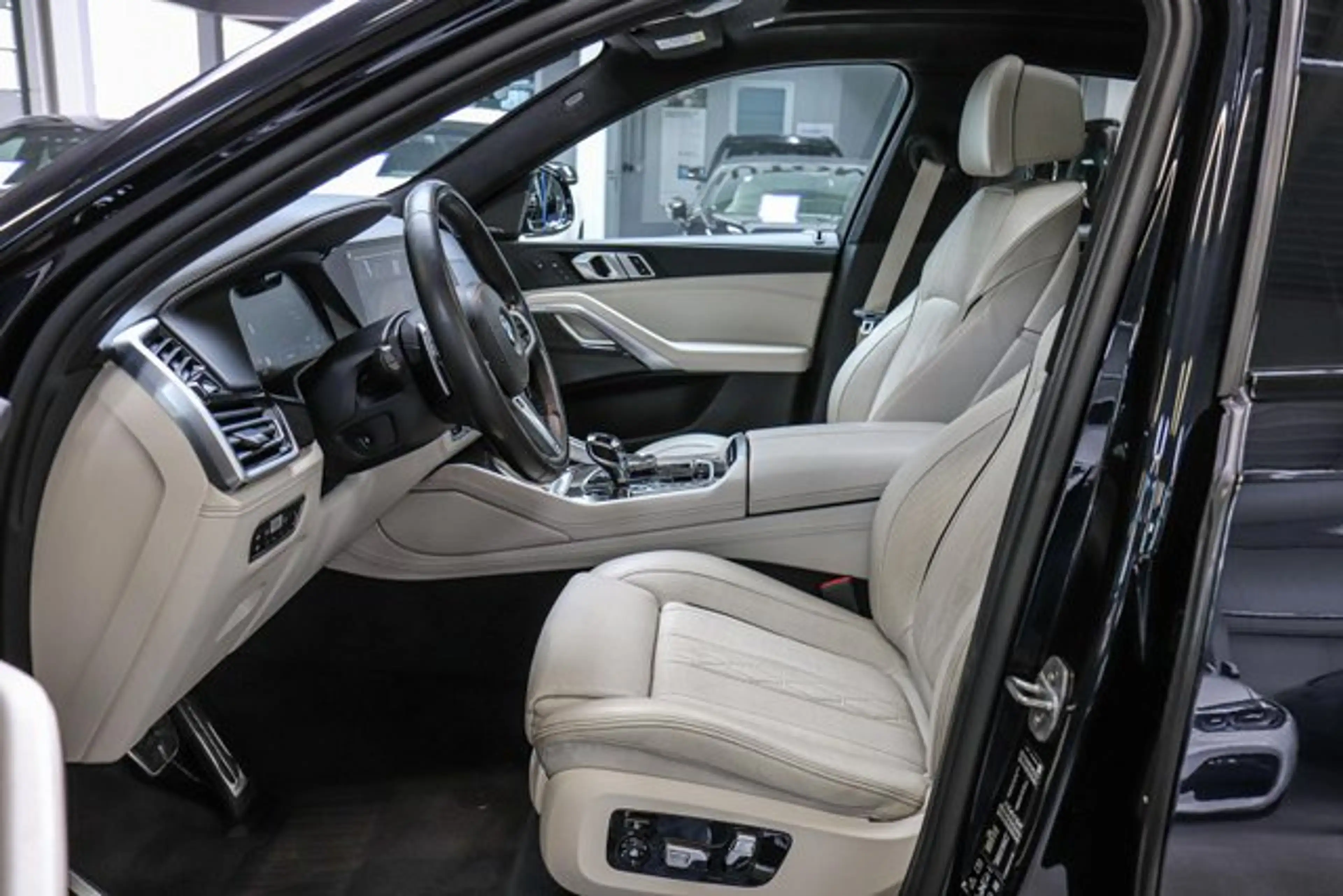 BMW X6 xDrive 40i Sport-Aut.///M SPORT/HARMAN/KAMERA/ — photo 9