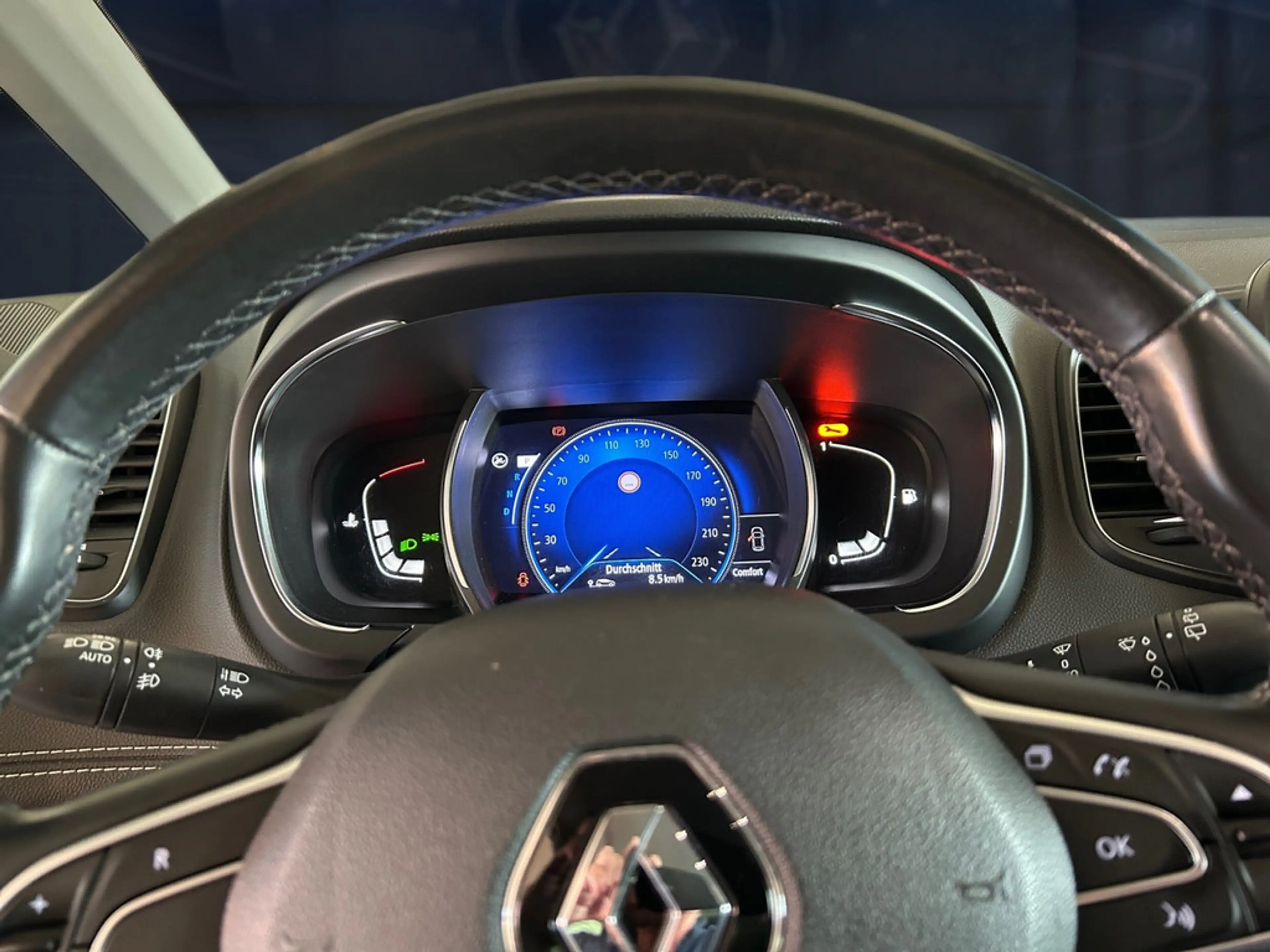 Renault Scenic IV 1.3 Grand BOSE Edition — photo 12