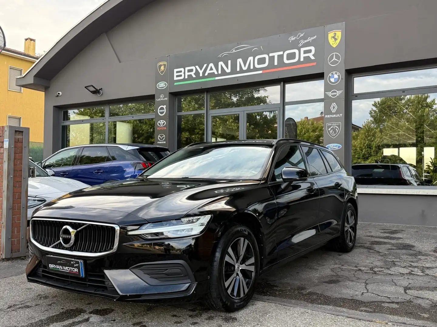 Volvo V60 V60 D3 Geartronic R-design Black - 1