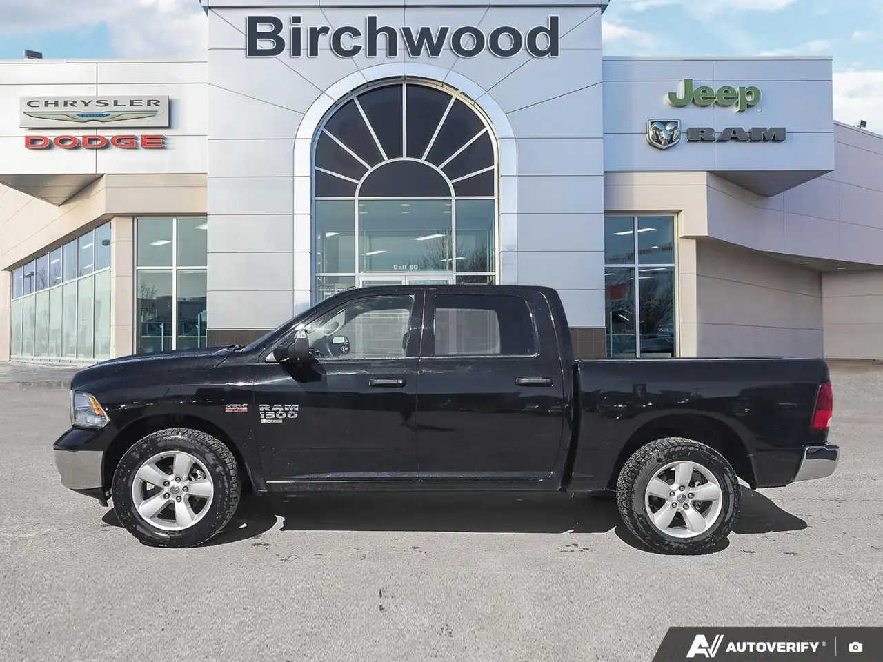 RAM 1500 снимка RAM 1500