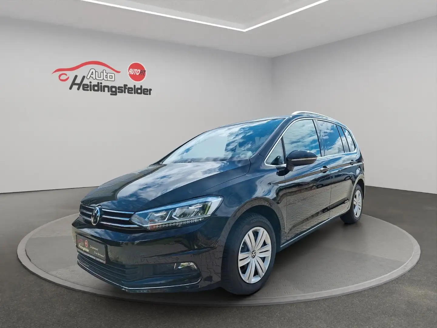 Volkswagen Touran Highline,DAB, AHK, ACC,Kamera,LED,8-fach Schwarz - 1
