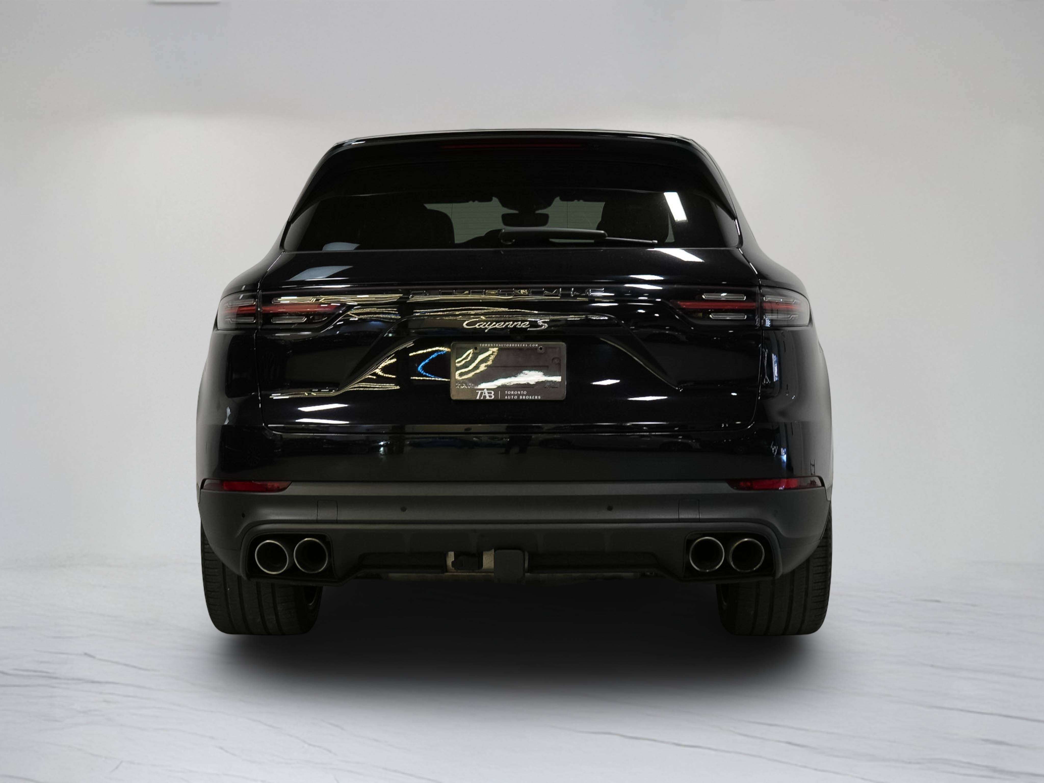 used 2021 Porsche Cayenne car, priced at $58,900