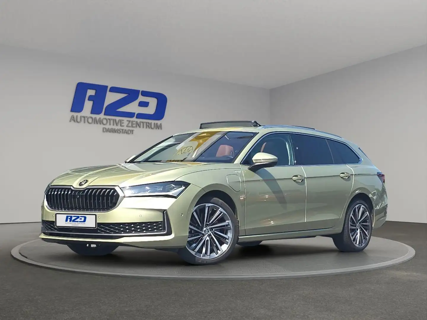 Skoda Superb iV L&K H-UP LEDER PANO AHK 360° SITZBELÜFT DCC Żółty - 1