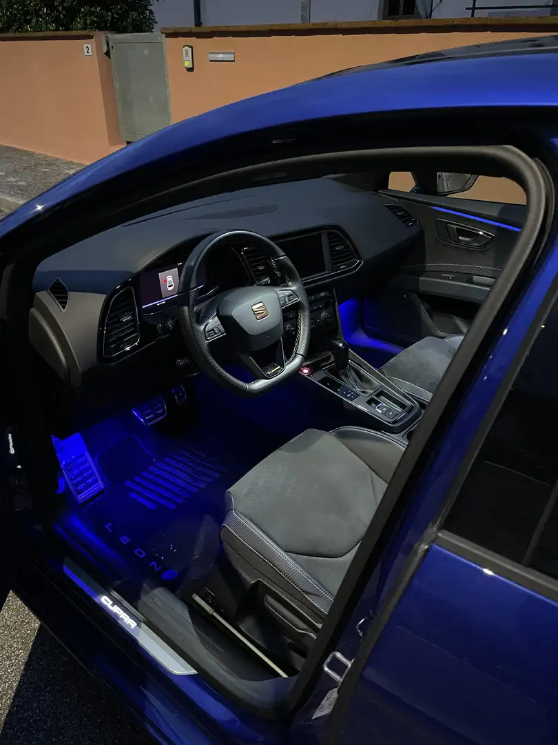 CUPRA Leon 2.0 290cv DCC Albastru - 2