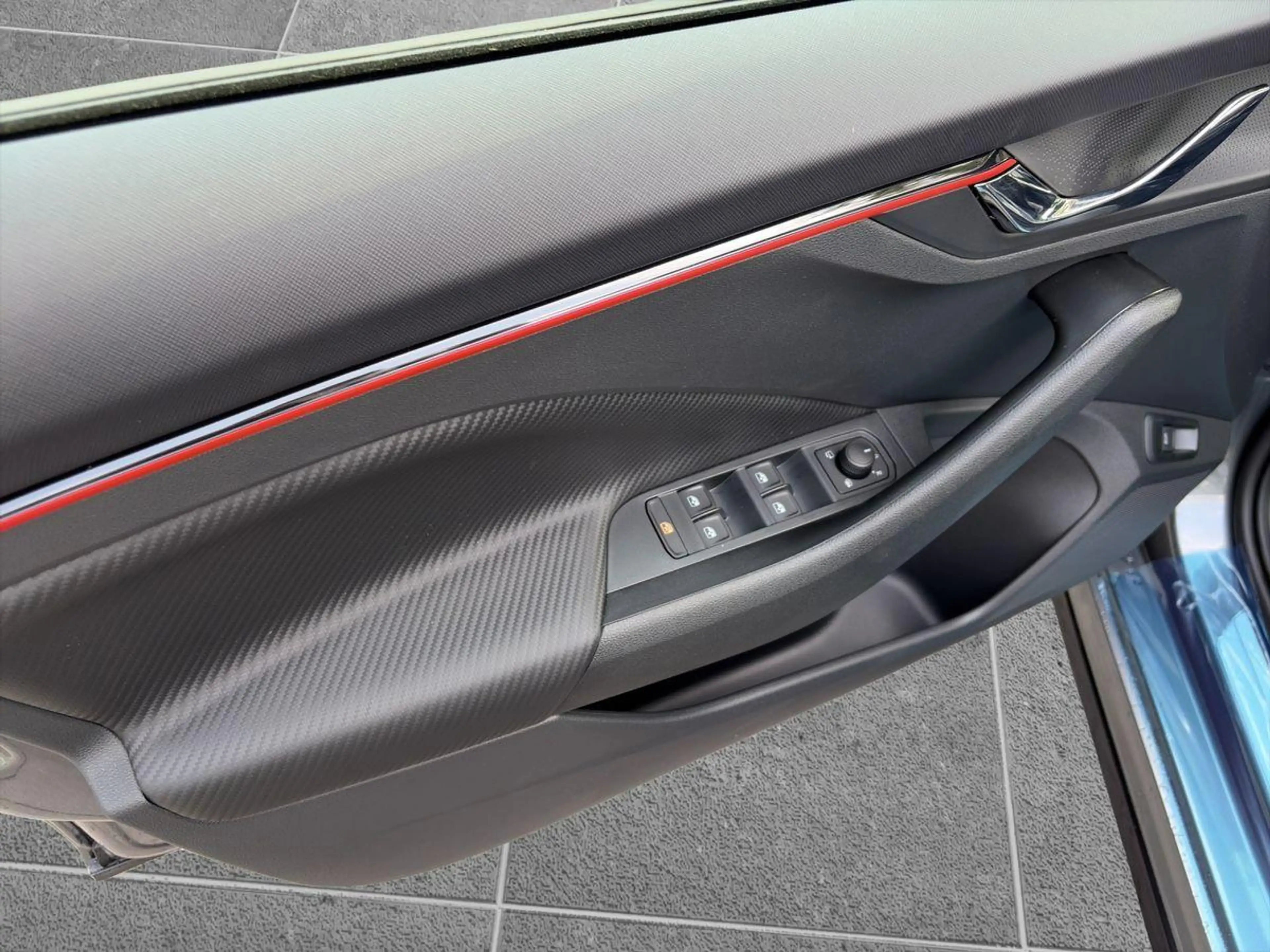 Skoda Kamiq Monte Carlo 1,0 TSI DSG AHK Schwenkbar — photo 14