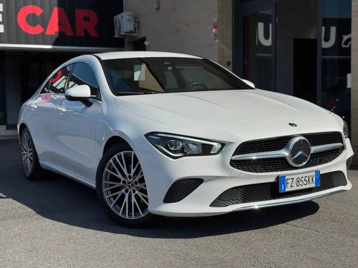 Mercedes-Benz CLA 180 d Automatic Coupè  Sport Bianco - 1