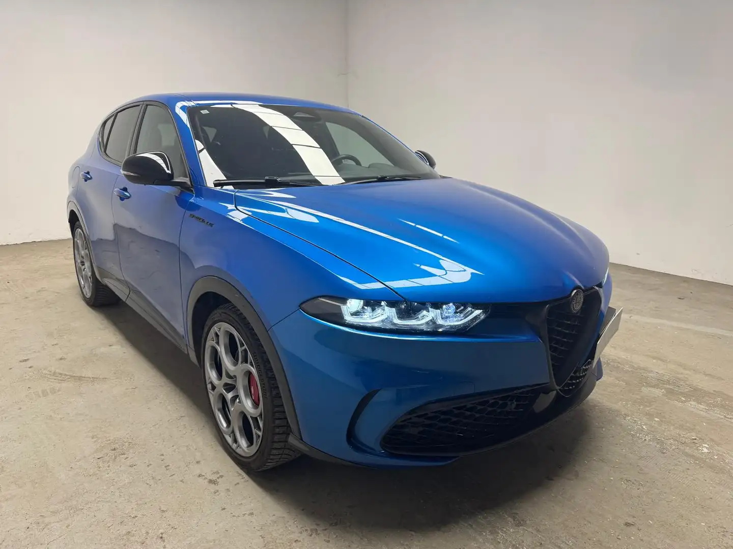 Alfa Romeo Tonale 1.5 Hybrid Speciale Albastru - 1