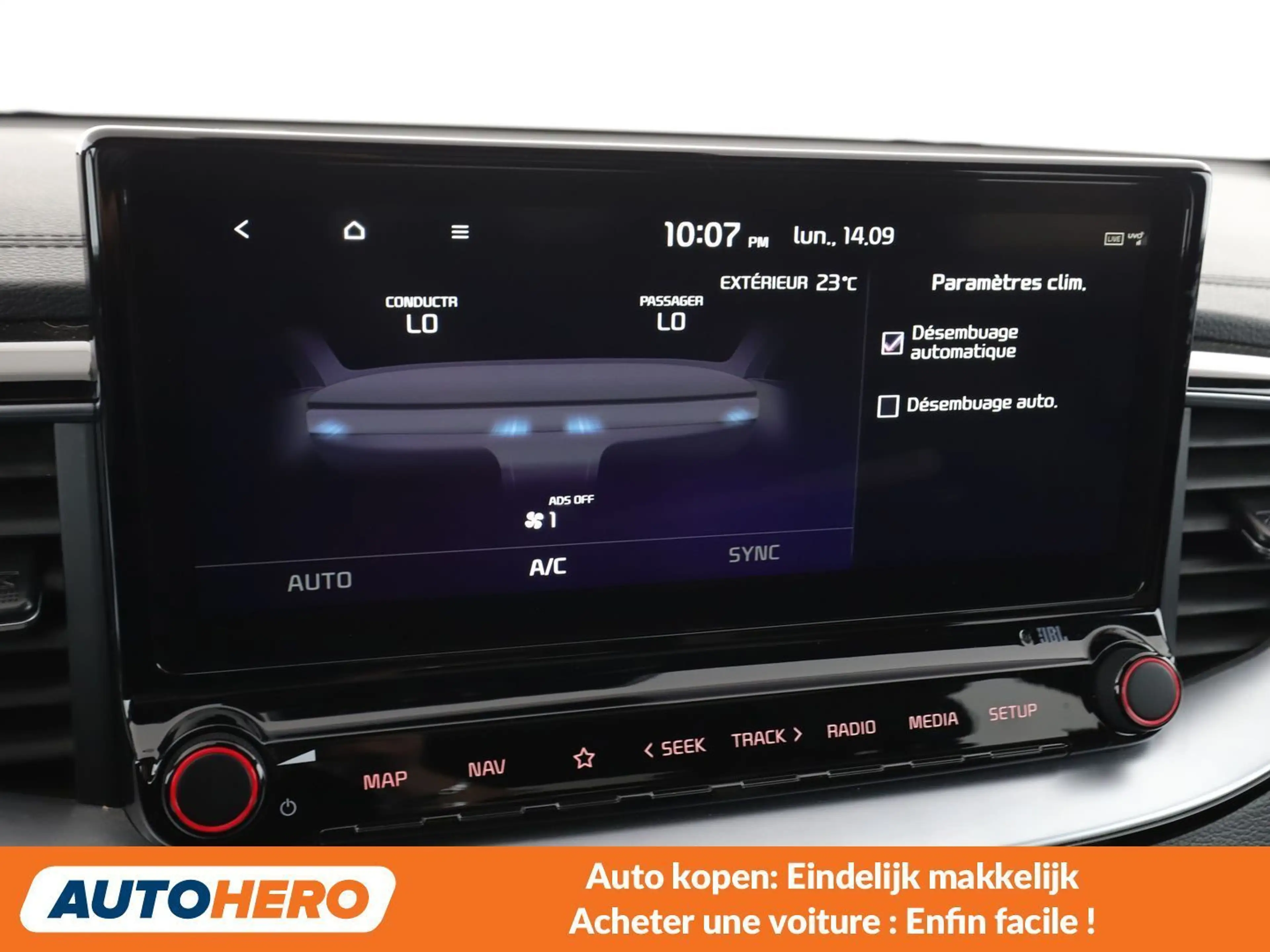 Kia ProCeed / pro_cee'd 1.0 TGDI GT Line — photo 11