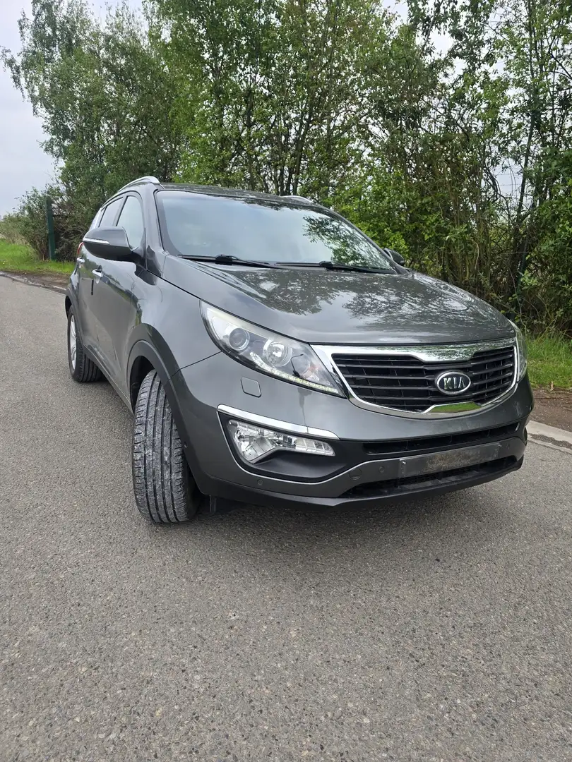 Kia Sportage 1.6i 2WD Access Gris - 2