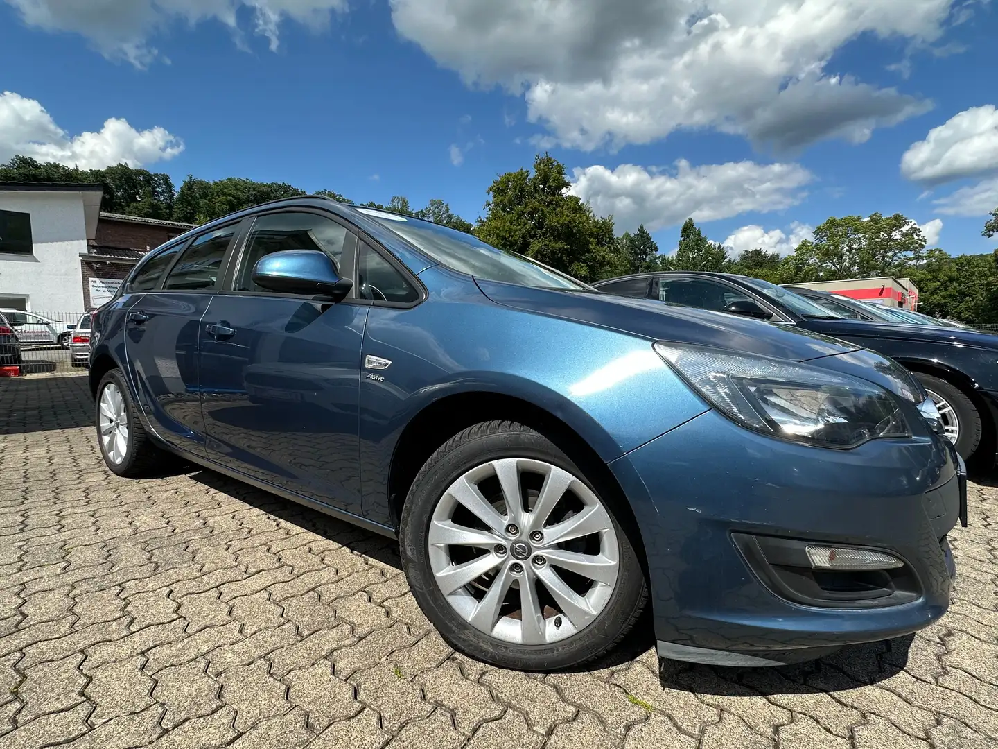 Opel Astra 1.4 Edition 1.HAND+KLIMATR.+SHZ+PDC+TÜV:NEU Blau - 2