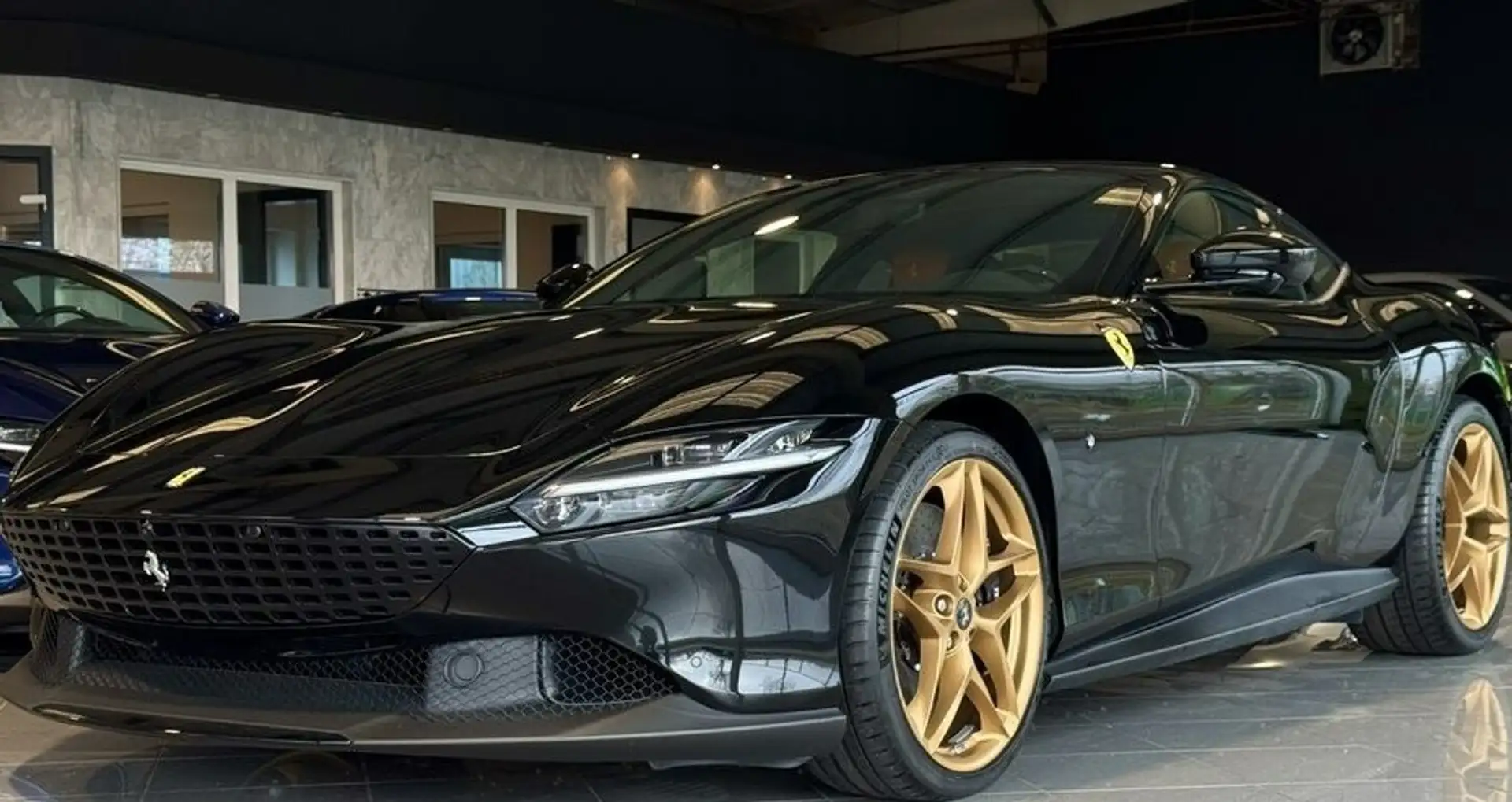 Ferrari Roma Negru - 1