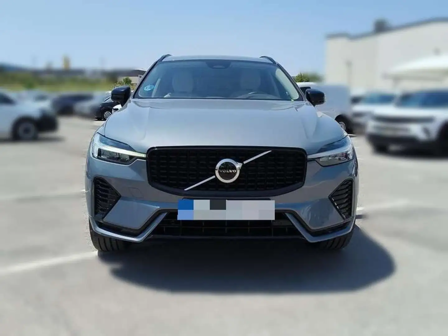Volvo XC60 2.0 B4 D Plus Dark Auto Gris - 1