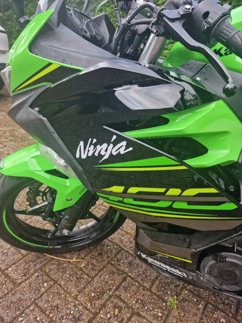 Kawasaki Ninja 400 KRT Groen - 2