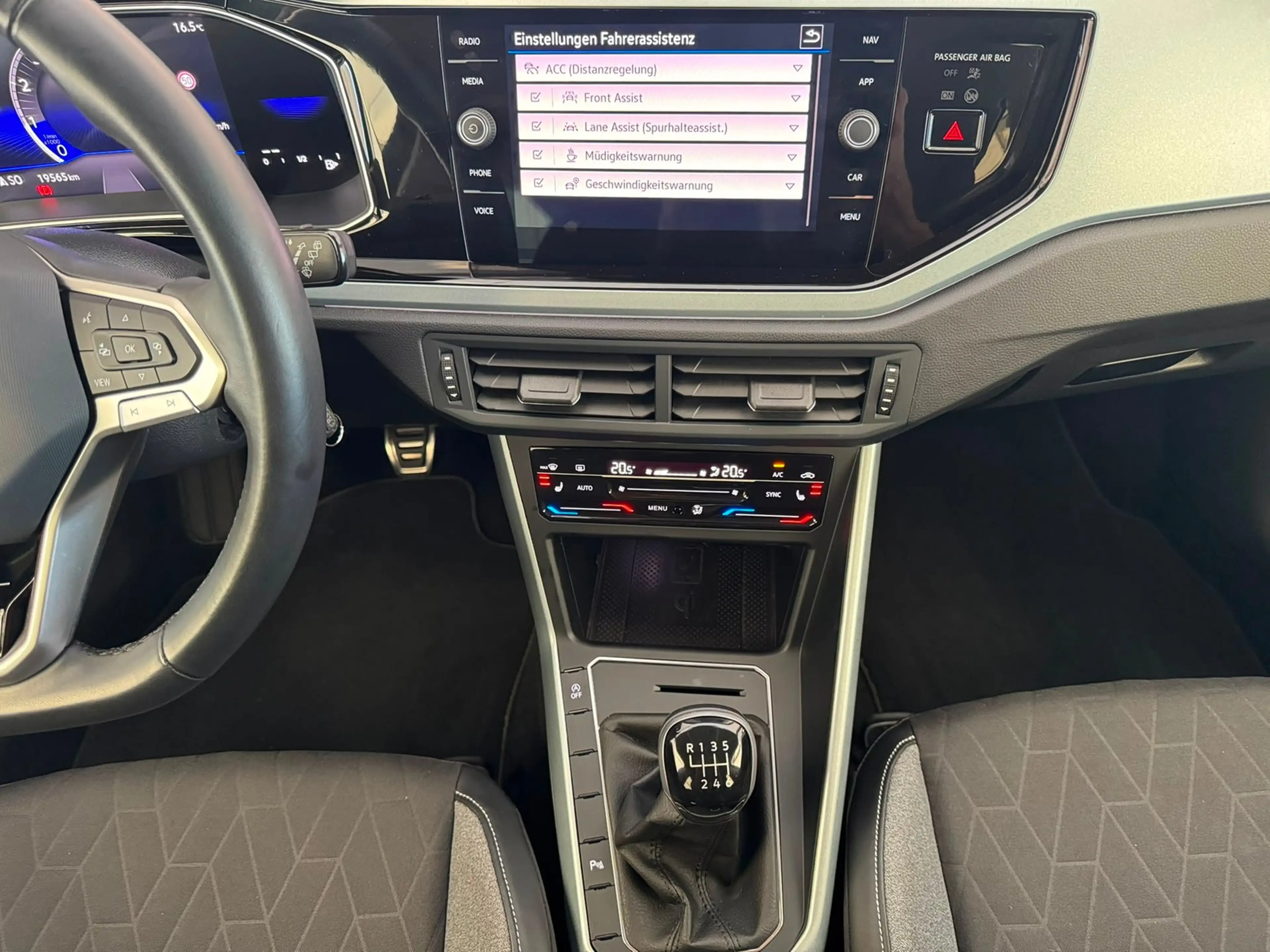 Volkswagen Taigo Goal 1.0TSI PDC+NAVI+LED+SHZ+MFL+ACC+ALU — photo 5