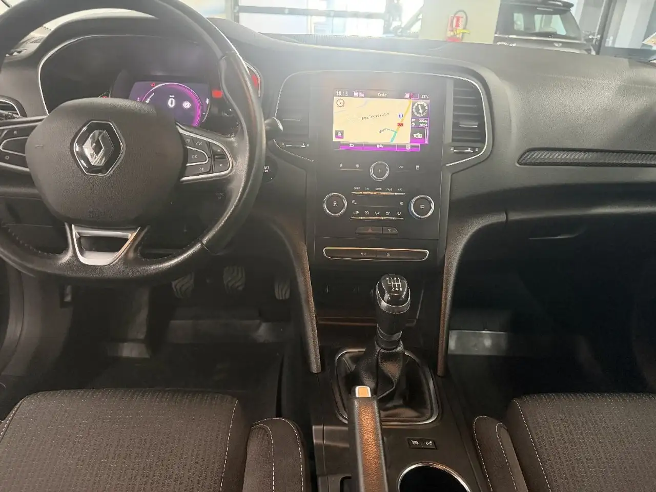 Renault Megane Berline — photo 9