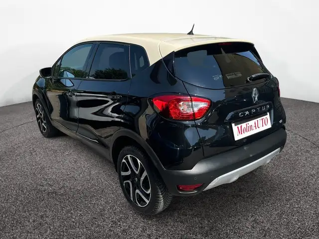 Renault Captur view 3