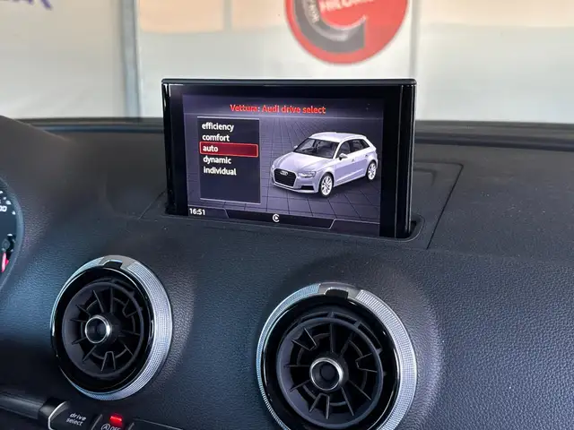 Audi A3 view 14