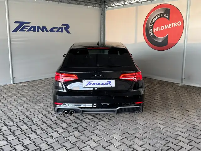 Audi A3 view 4