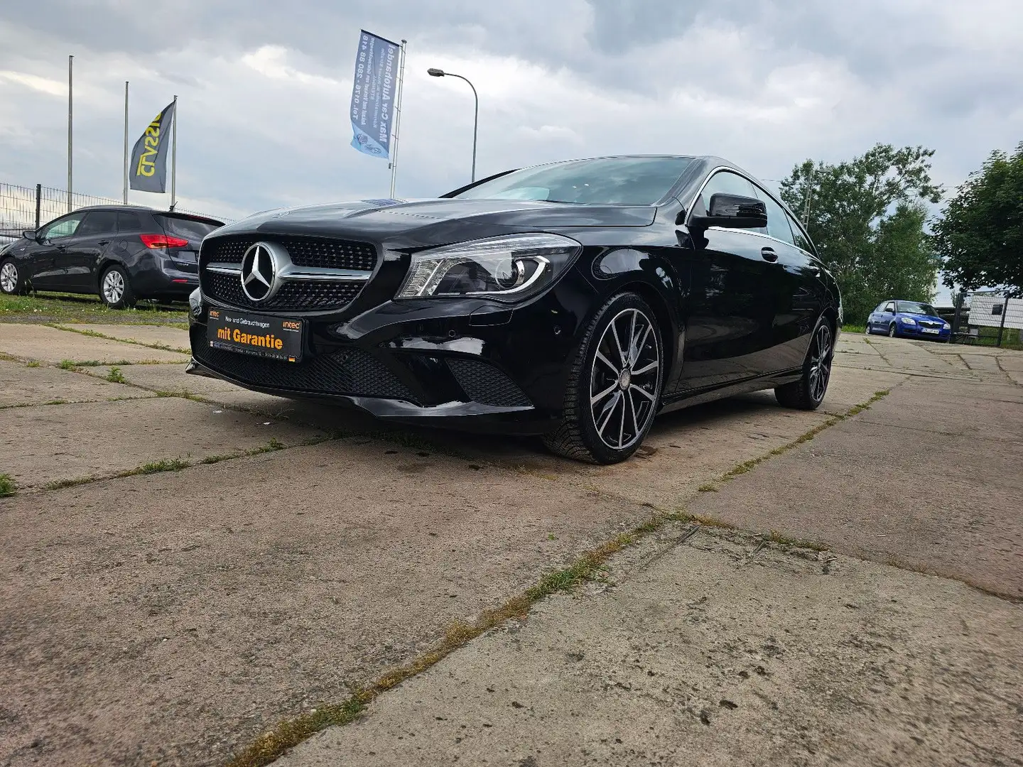 Mercedes-Benz CLA 180 CLA -Klasse Shooting Brake CLA 180 Schwarz - 2