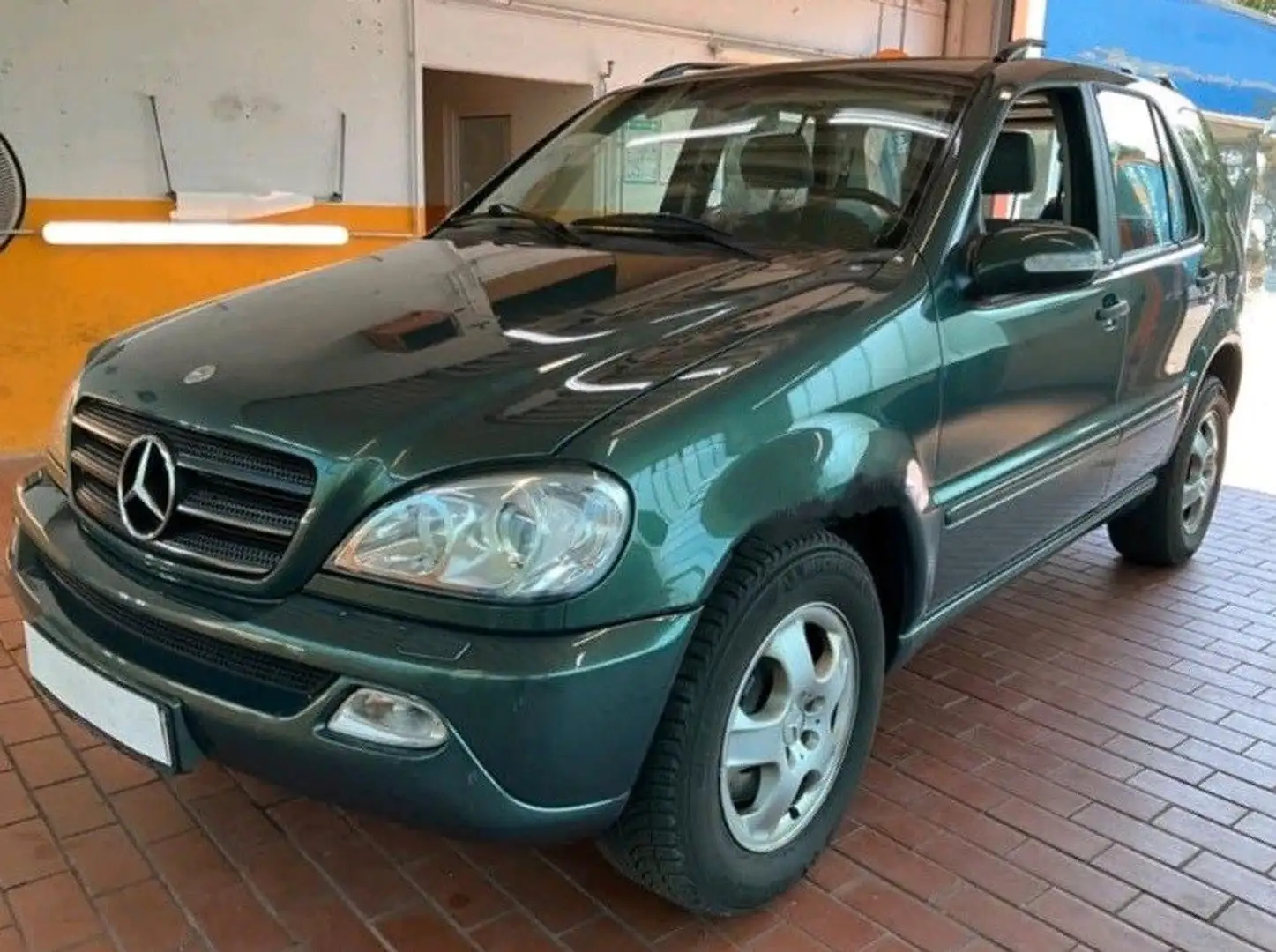 Mercedes-Benz ML 270 CDI Зелений - 1