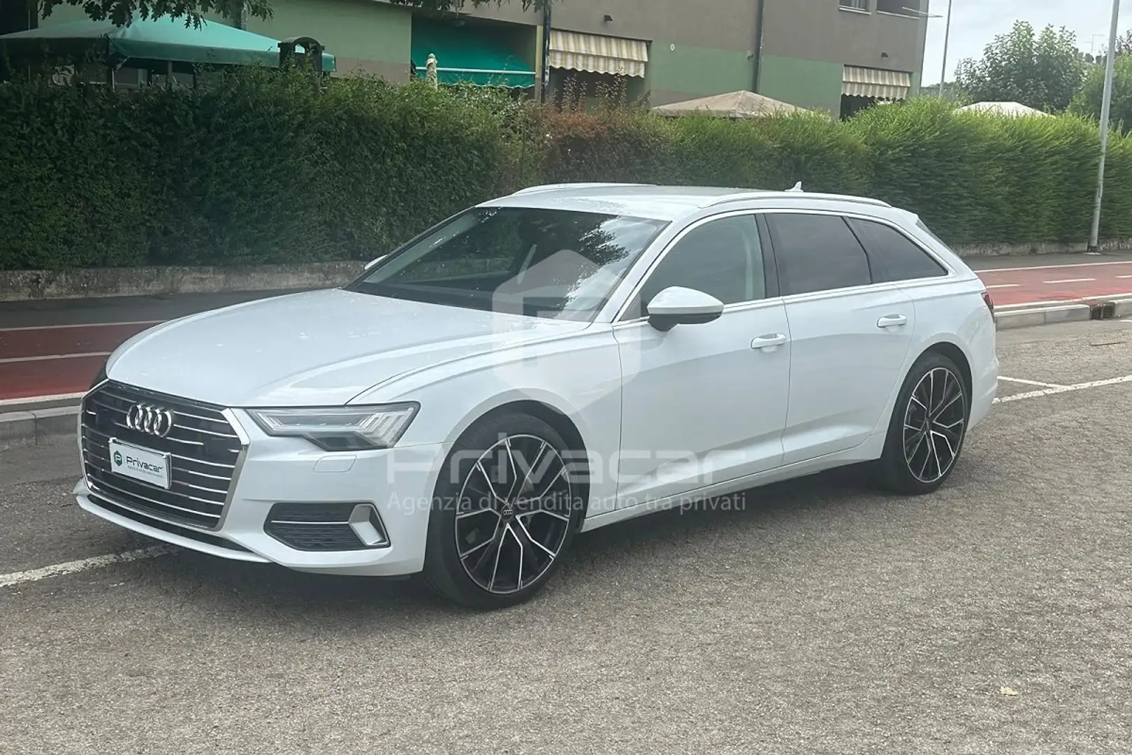 Audi A6 A6 Avant 40 2.0 TDI S tronic Business Design Wit - 1