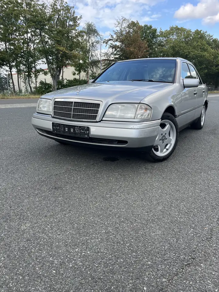 Mercedes-Benz C 180 Elegance, foto 4
