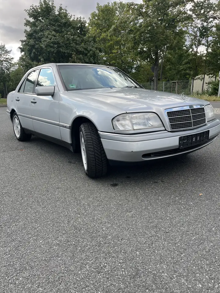 Mercedes-Benz C 180 Elegance, foto 8