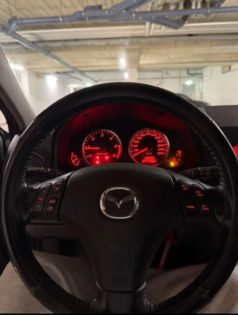 Mazda 6 Sport 2.0 Limousine - 2