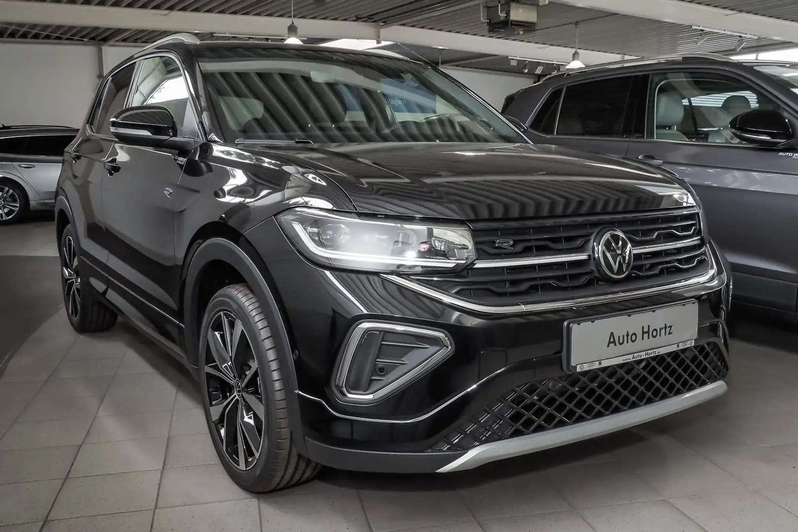 Volkswagen T-Cross R-Line 1.5 l TSI 110 kW (150 PS) 7-Gang-DS Schwarz - 2