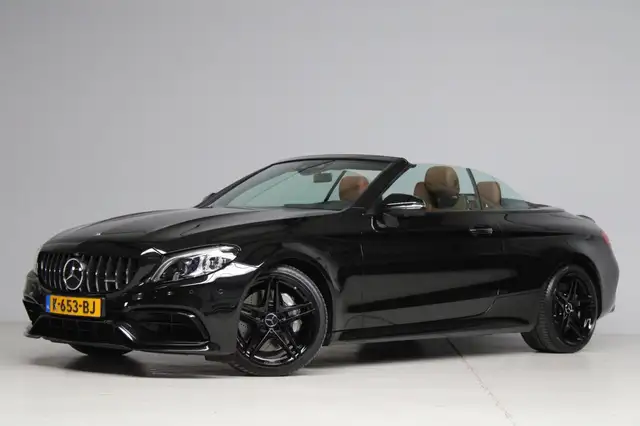 Mercedes-Benz C 63 AMG Cabrio | AMG Drivers Package | Designo | head-up |