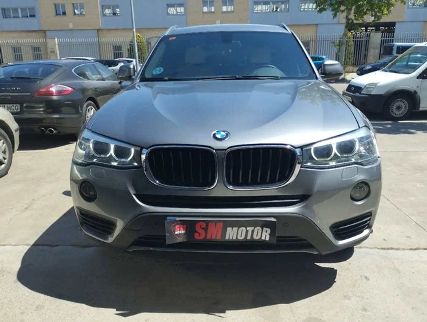BMW X3 xDrive 20d Gris - 2
