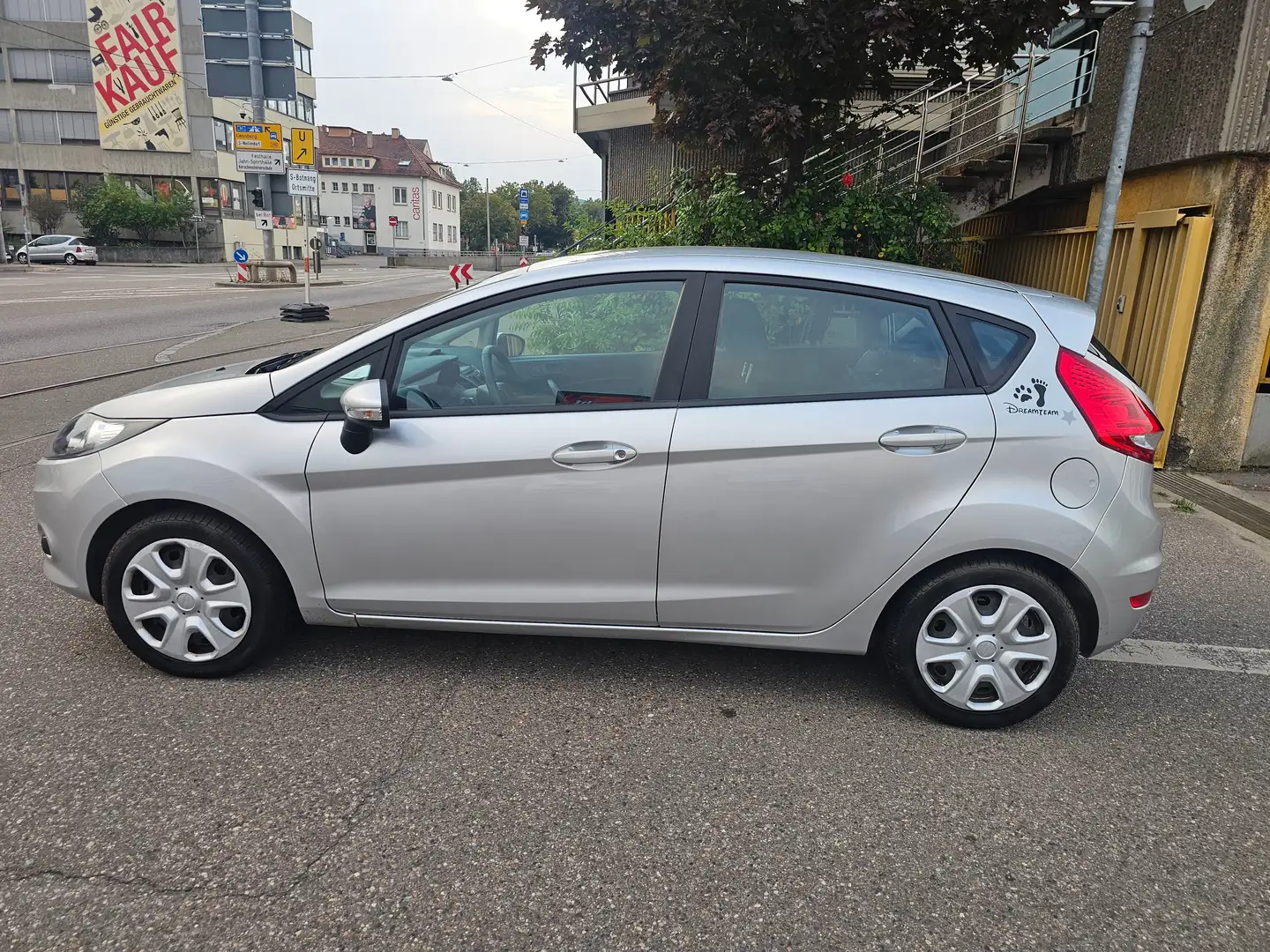 Ford Fiesta Trend Silber - 1
