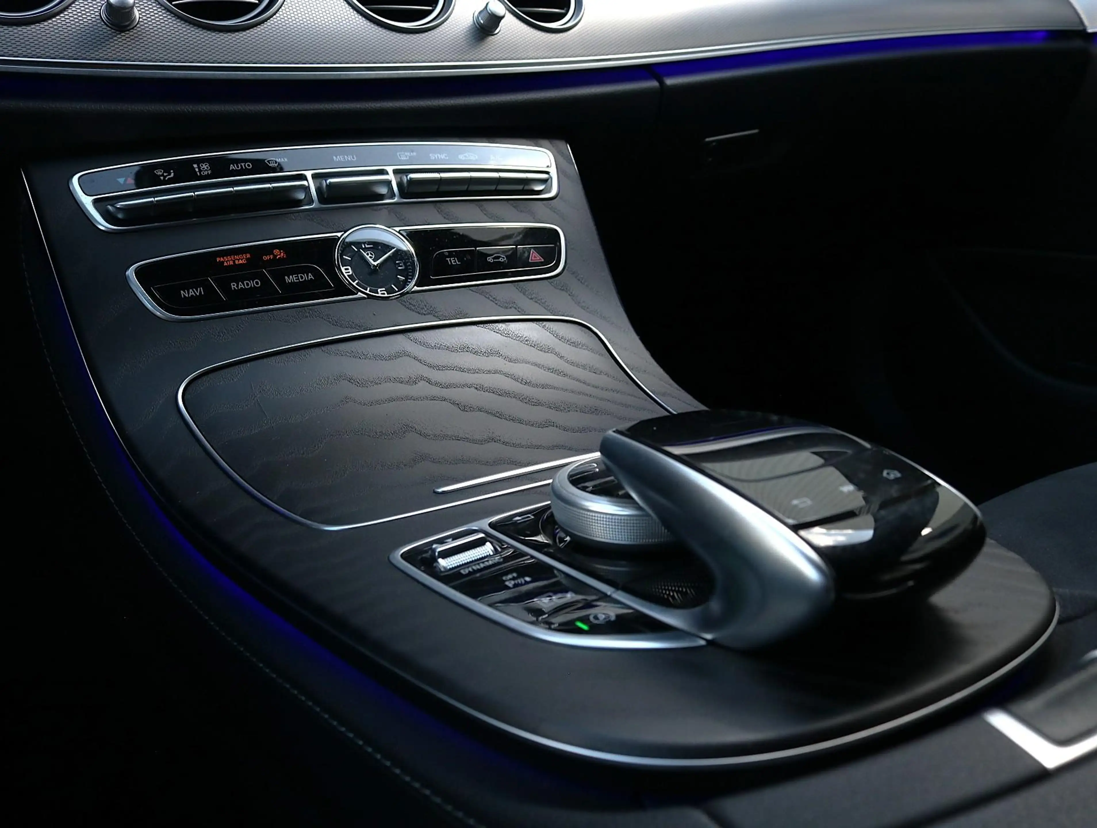 Mercedes-Benz E 200 AMG Upgrade Edition Apple Carplay | Sfeerverlichti — photo 5