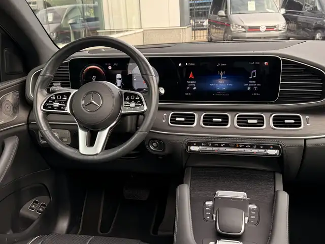 Mercedes-Benz Gle view 28