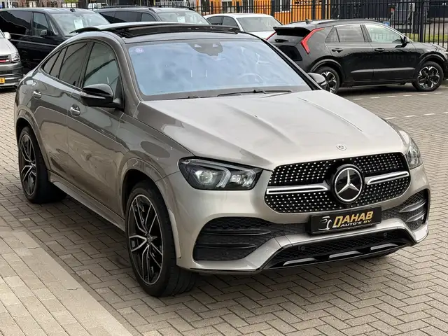 Mercedes-Benz Gle view 10