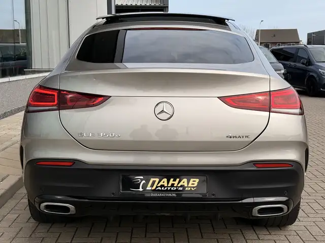 Mercedes-Benz Gle view 16