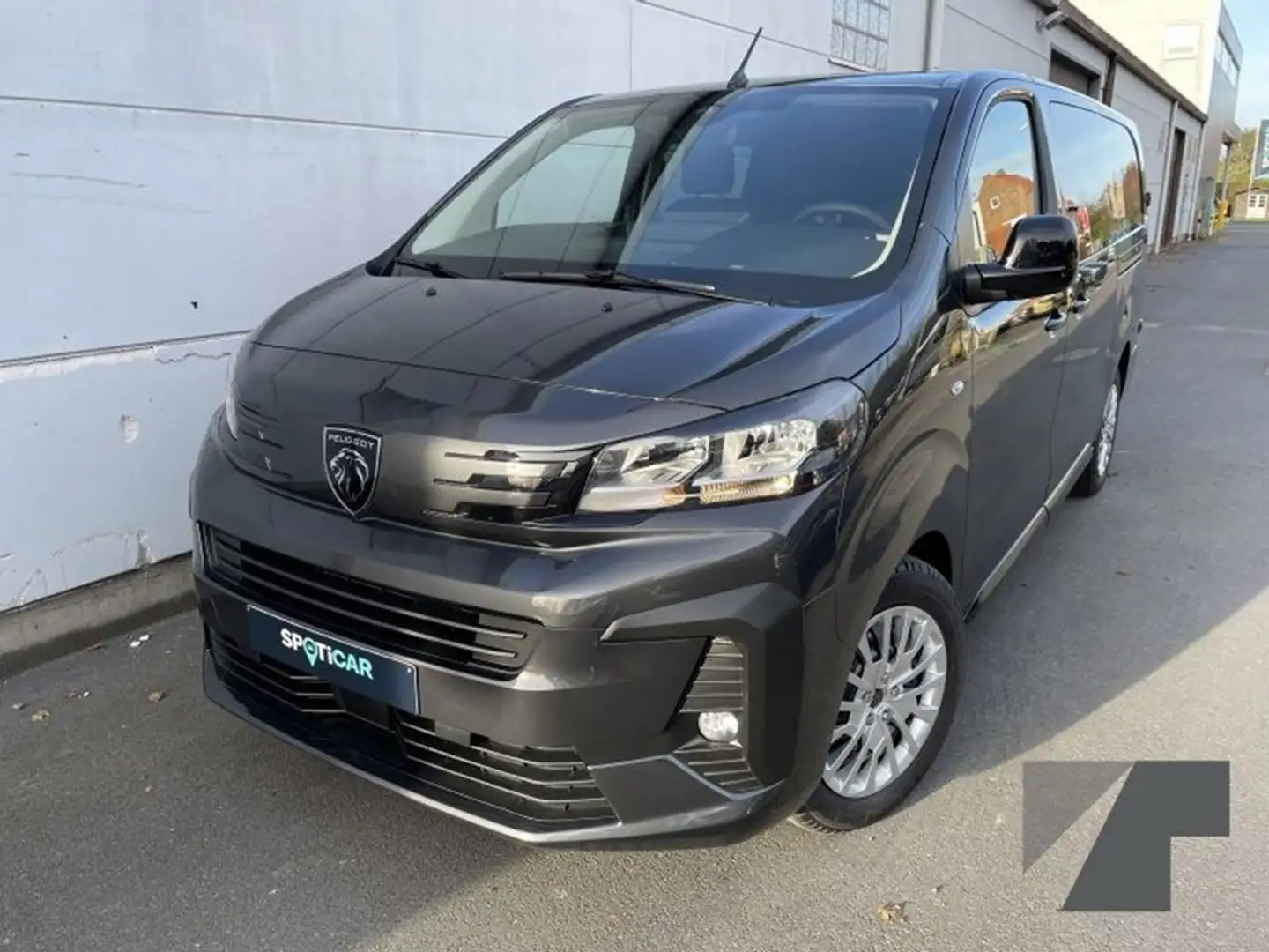 Peugeot Expert Long DC 6 zitplaatsen 2.0 l diesel 145 pk EAT 8 Grau - 1