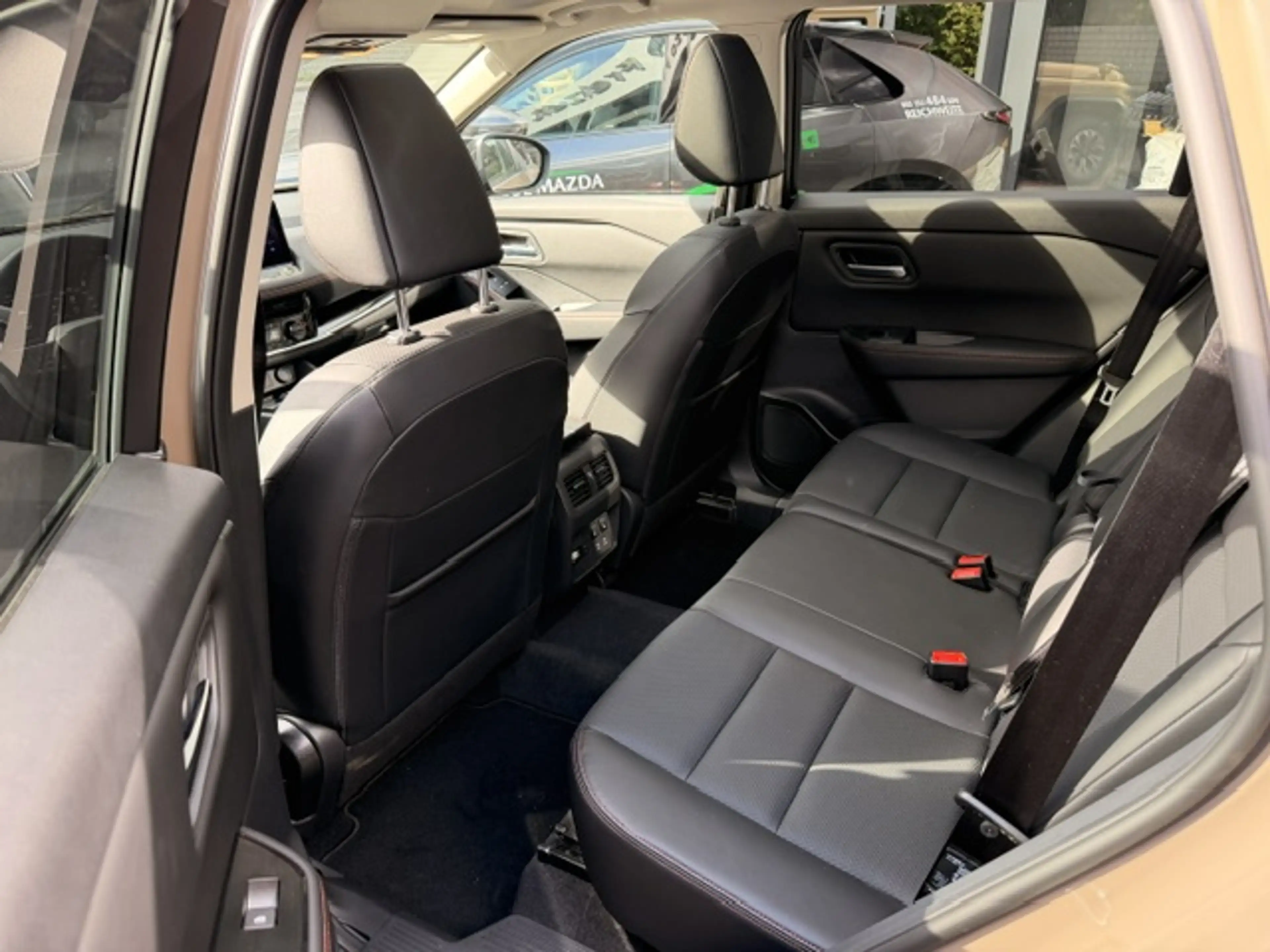 Nissan X-Trail 1.5VC-T e-Power 4x2 N-TREK 5 Sitze — photo 8