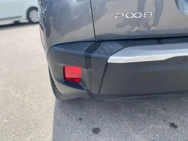 Peugeot 2008 view 24
