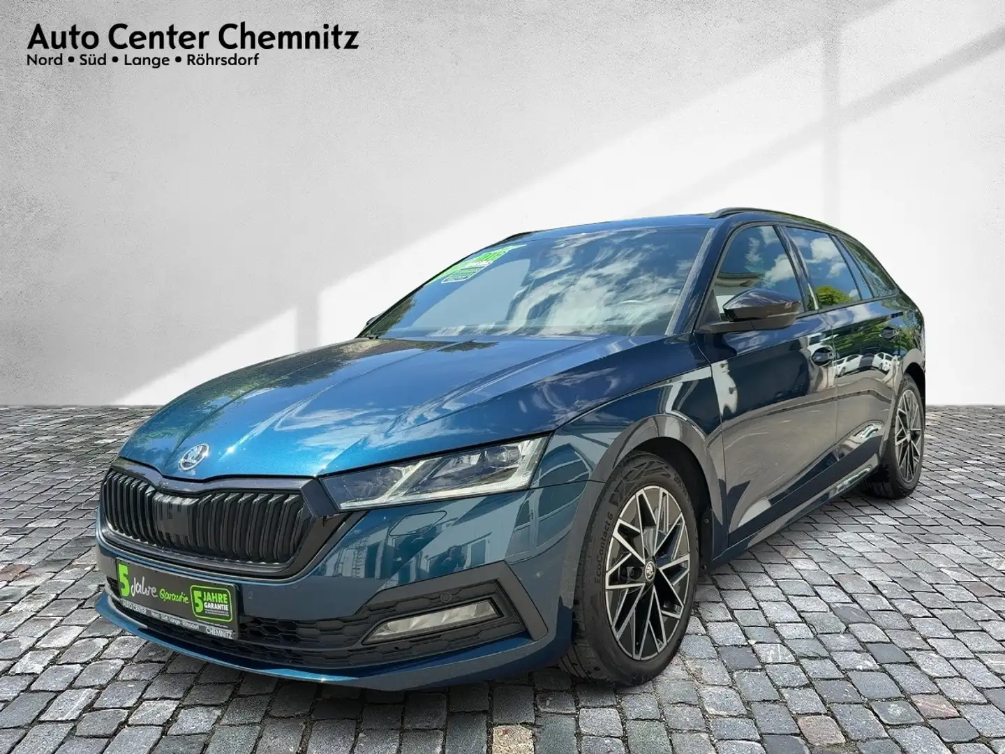 Skoda Octavia Combi 2.0 TDI DSG Style LED/Pano/HuD/PDC Blu/Azzurro - 2