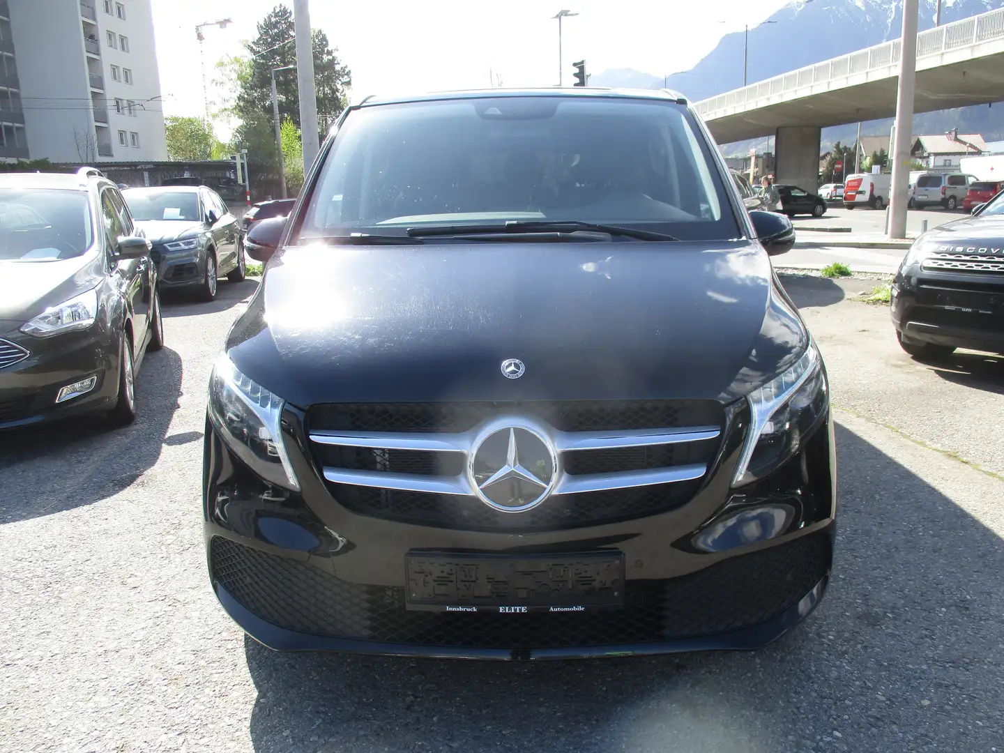 Mercedes-Benz V 220 V 220/250/300 d 4MATIC lang Schwarz - 2